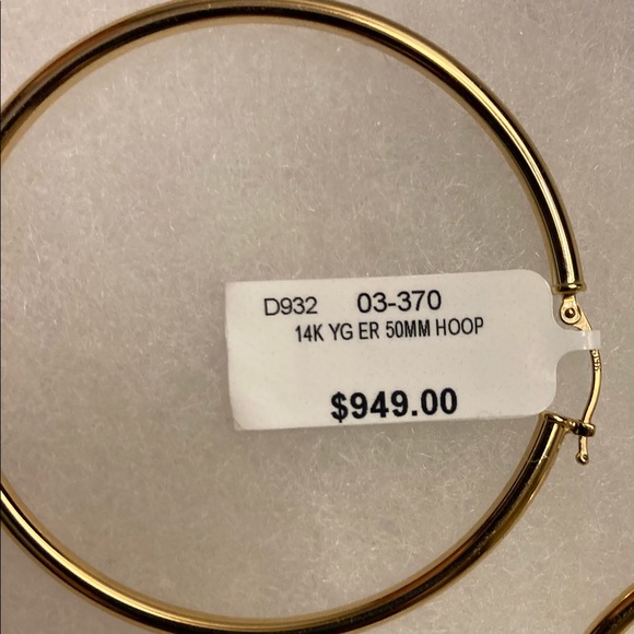 14K Gold Hoop Earrings 2” - Picture 3 of 5